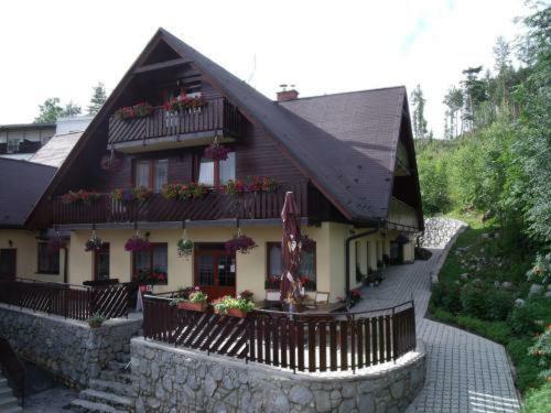 Hostal Penzion Lesna
