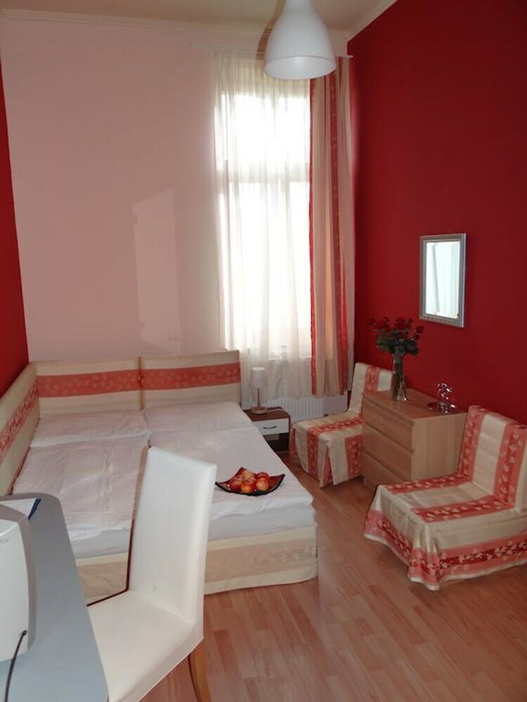 Hotel Plauter Kuria