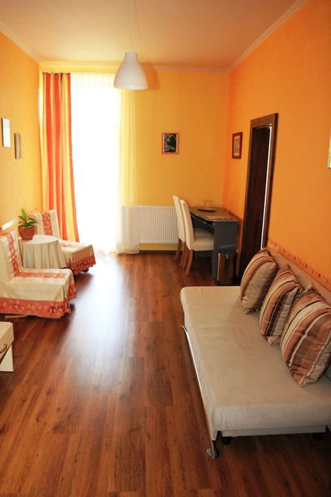 Hotel Plauter Kuria