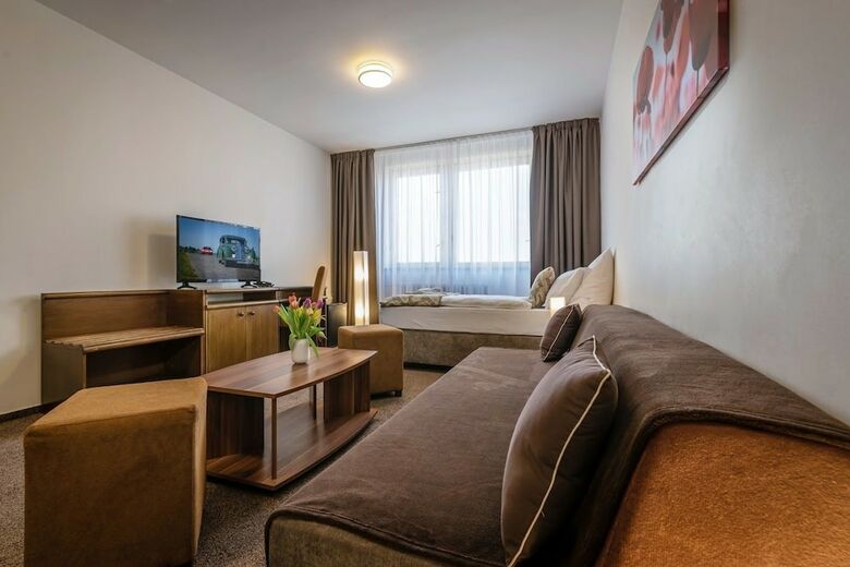 Hotel Satel