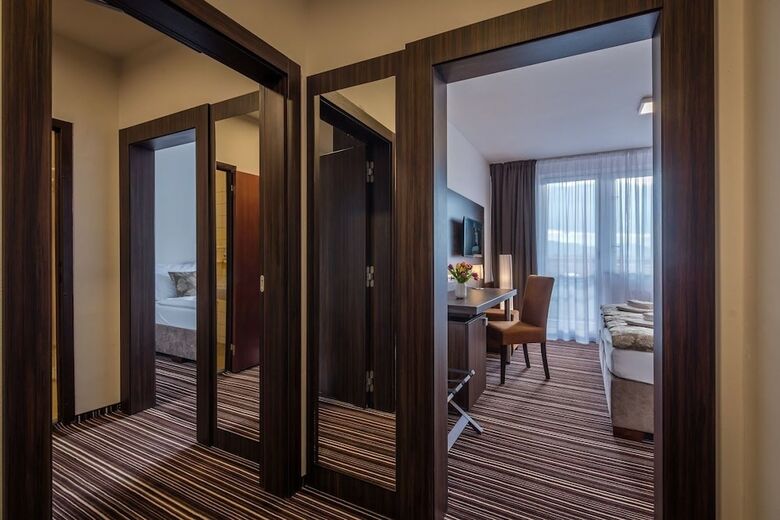 Hotel Satel