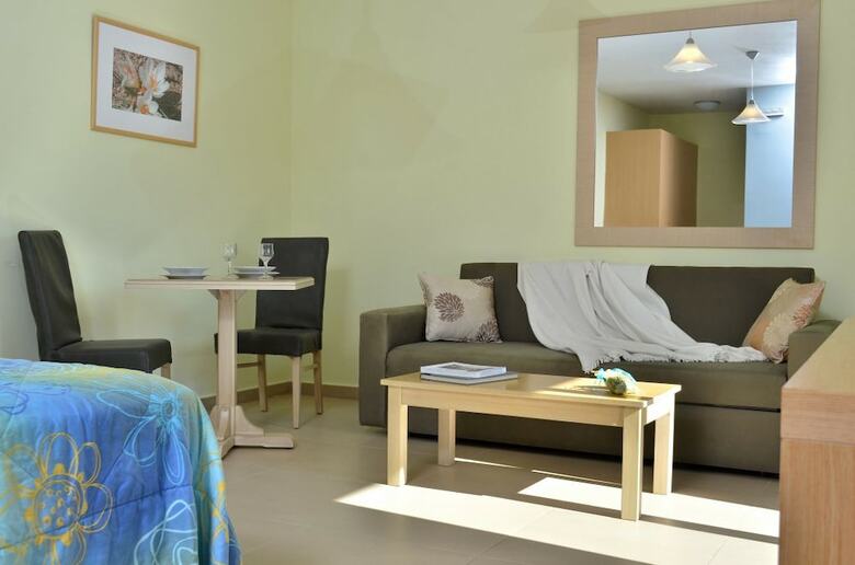 Aparthotel Hotel Estia
