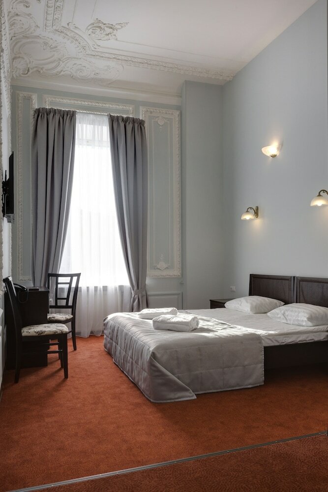 Hotel Solo On Liteyny