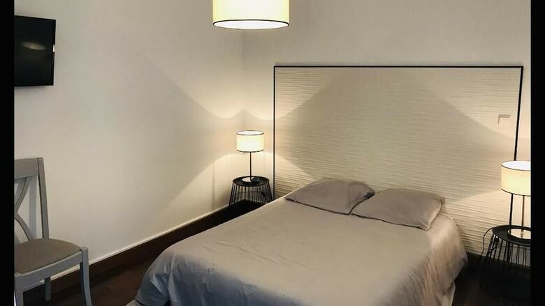 Hotel Logis de La Clarti�re