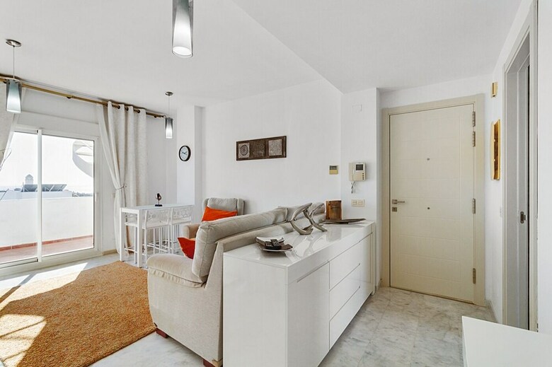 Apartamentos �tico Con Preciosa Vista En Valle Romano