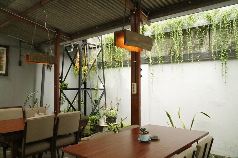 Hostal Semeru Hostel Malang - Adults Only