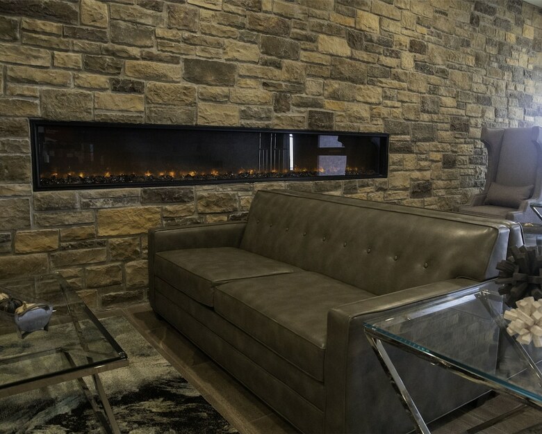 Cobblestone Hotel & Suites - Two Rivers
