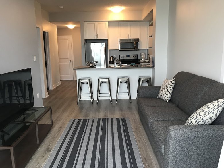 Apartamentos Contemporary Condo At Lake Ontario