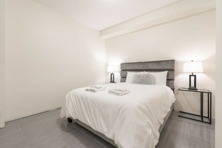 Extravagant Brand New Town House