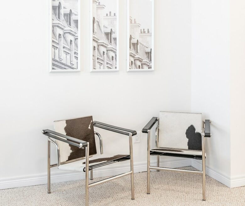 Extravagant Brand New Town House