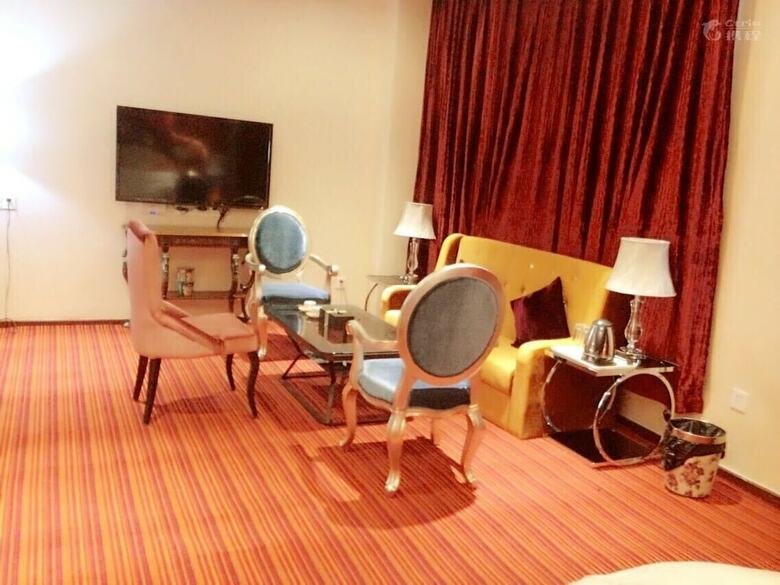 Hotel Mingmenbojuejiudian