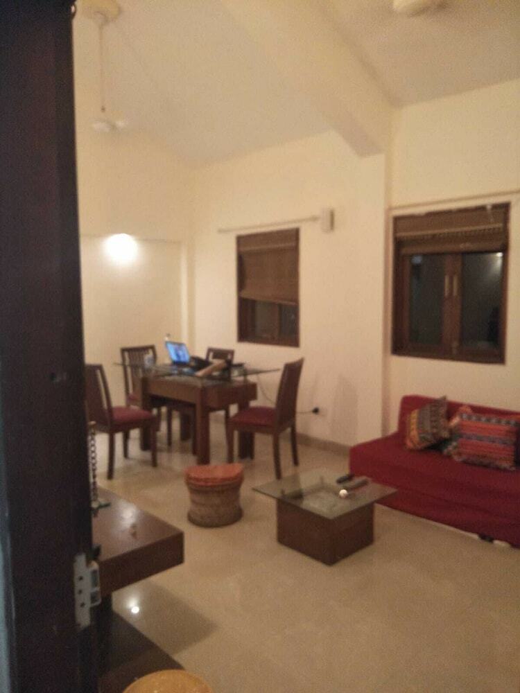 Apartamento Beautiful Balconied 2-bed Flat