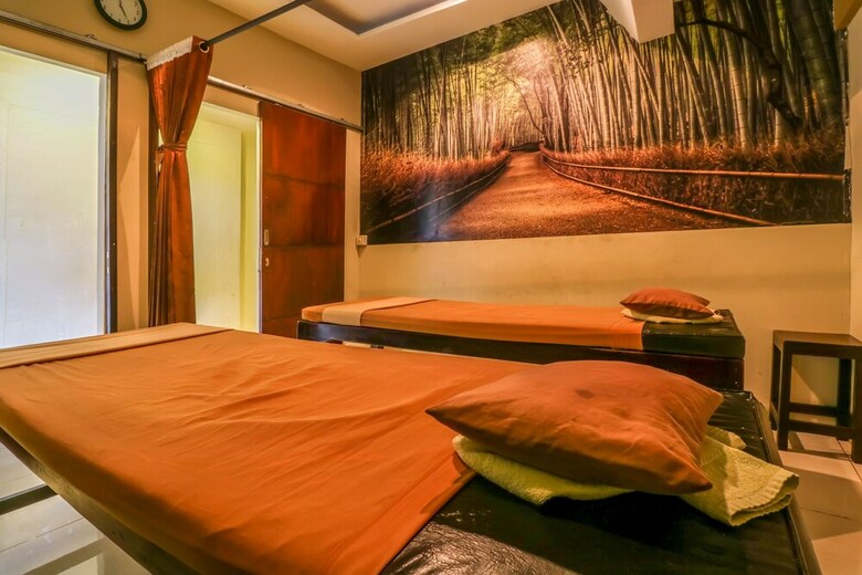 Hotel Oyo 2679 Exis Tropical And Spa