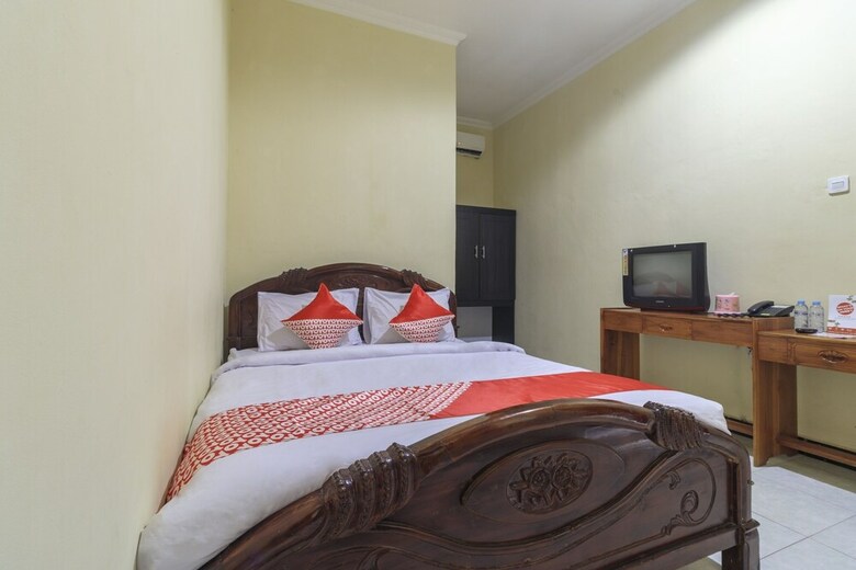 Hostal Oyo 2814 Debitos Hotel