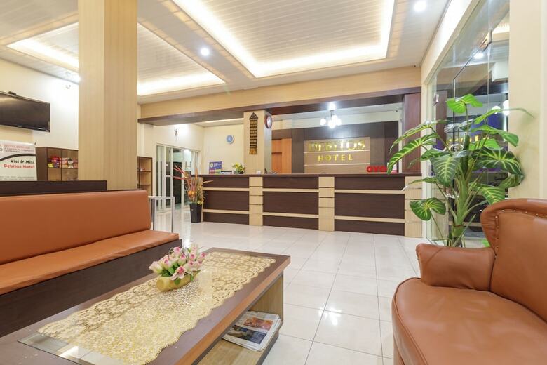 Hostal Oyo 2814 Debitos Hotel