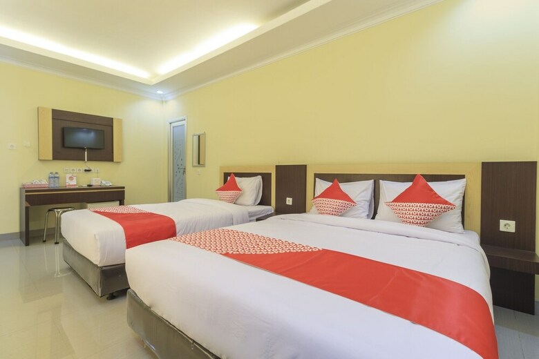 Hostal Oyo 2814 Debitos Hotel