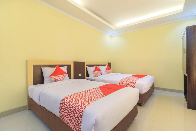Hostal Oyo 2814 Debitos Hotel