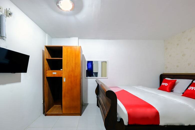 Hostal Oyo 2499 Penginapan Ratu Emas