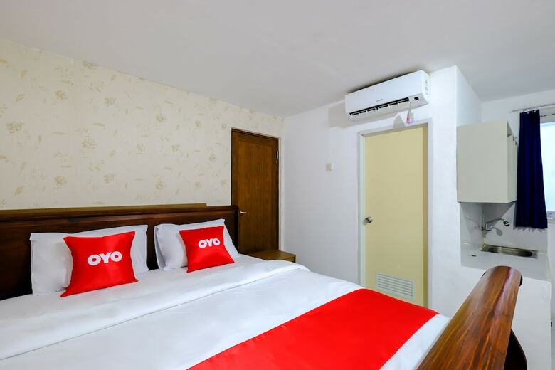 Hostal Oyo 2499 Penginapan Ratu Emas
