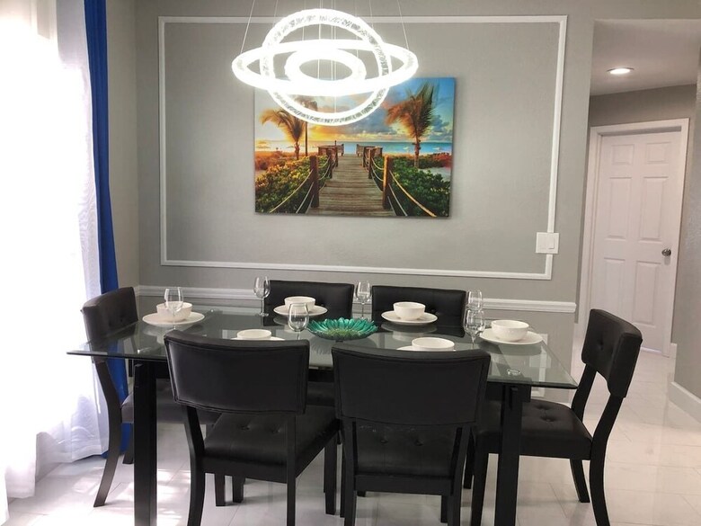 6183 Sandcrest � Walk To Universal! Near Disney, Convention