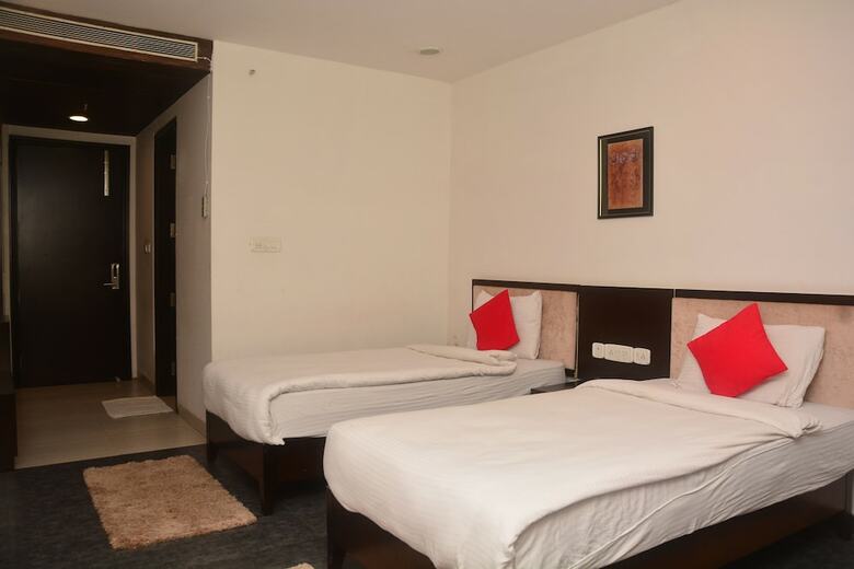 Hotel Shubh Sai