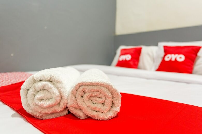Hostal Oyo 2510 Selasar Senggigi Guesthouse