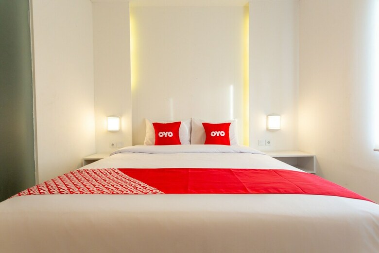 Hostal Oyo 2510 Selasar Senggigi Guesthouse