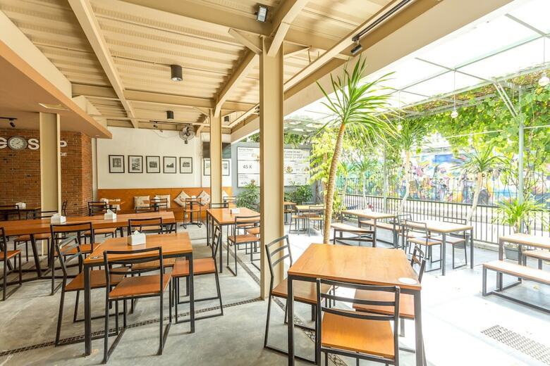 Hostal Oyo 2510 Selasar Senggigi Guesthouse
