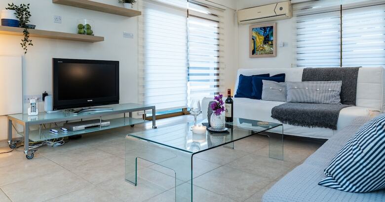 Seafront Villa With Private Pool