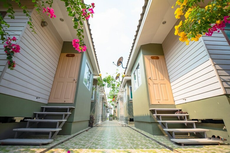 Hotel Oyo 569 AA Resort