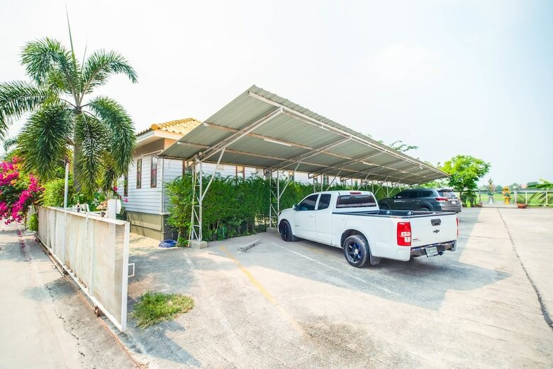 Hotel Oyo 569 AA Resort