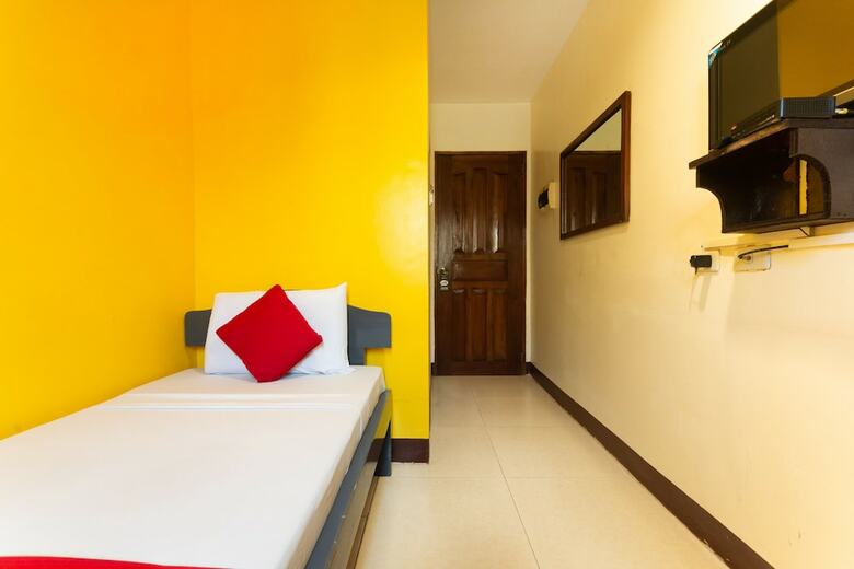 Oyo 140 Jcad Hotel