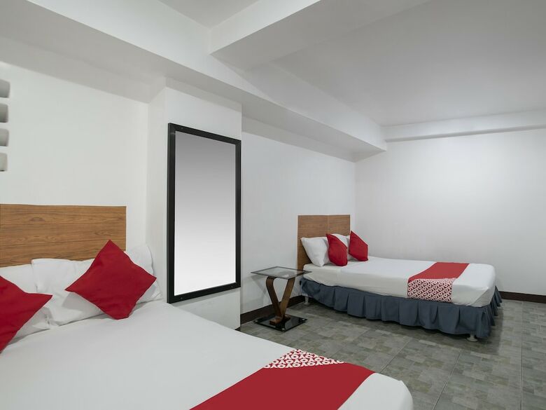 Hotel Oyo 549 Sajj Bldg