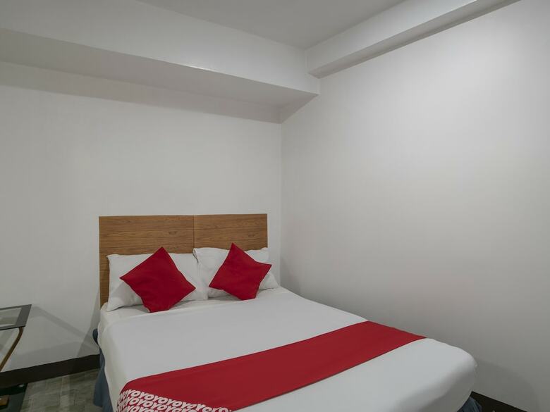 Hotel Oyo 549 Sajj Bldg
