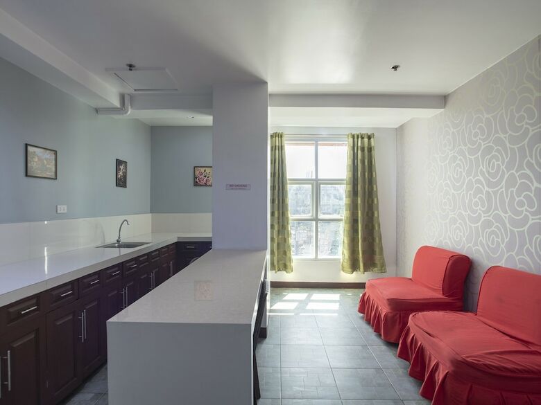 Hotel Oyo 549 Sajj Bldg