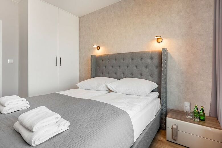 Apartamentos Frey Homes Bastion Walowa