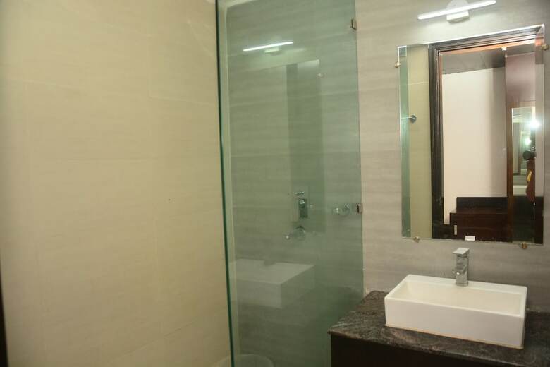 Hotel Sai Mukut Service Apartment