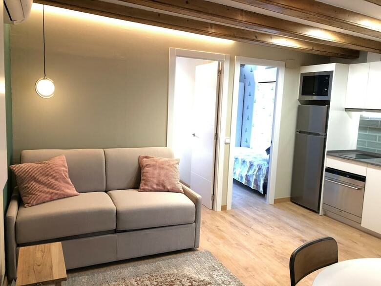 Apartamentos Suite Place Barcelona Diputaci�
