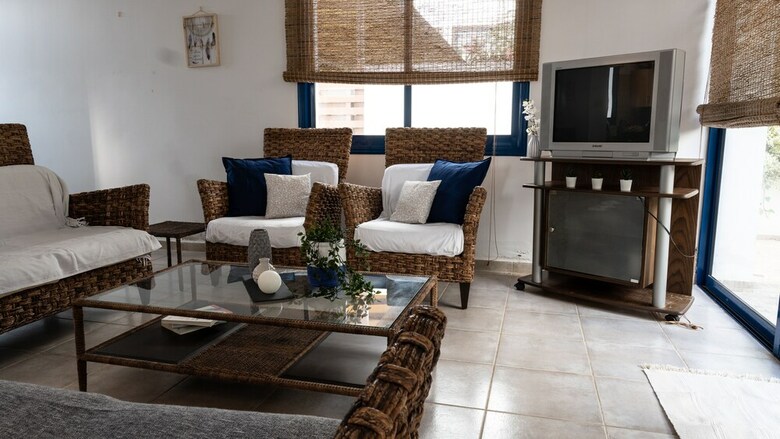 Villa Just Seconds Away From The Beach
