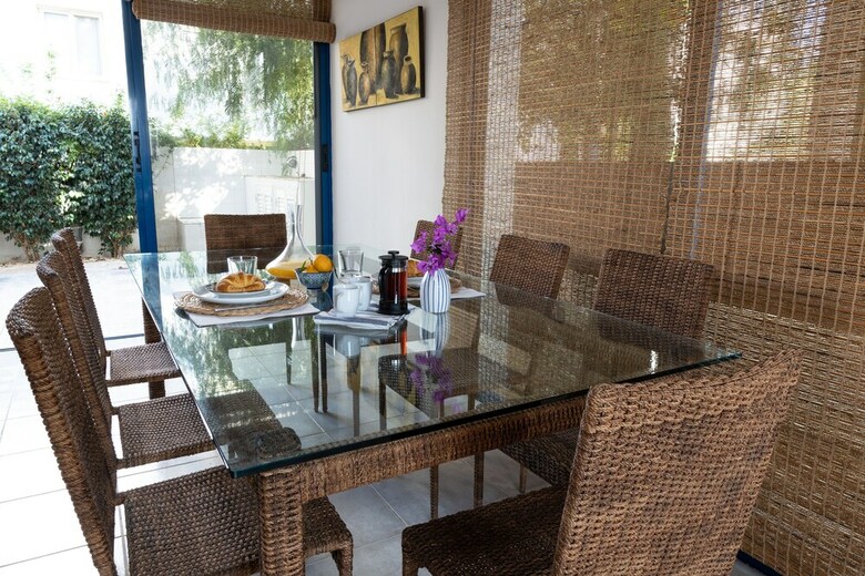 Villa Just Seconds Away From The Beach