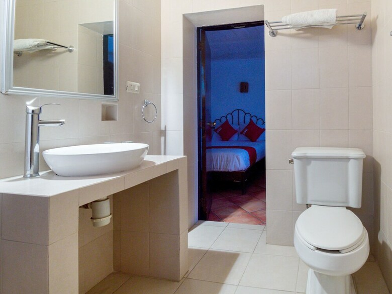 Oyo Hotel Montecarlo