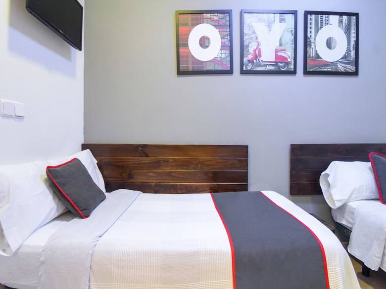 Hotel Oyo Ch Murallas II