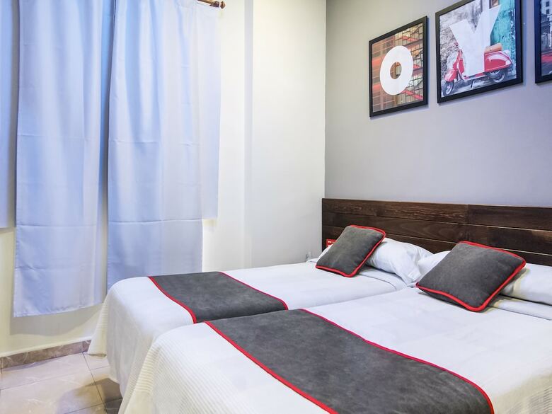 Hotel Oyo Ch Murallas II