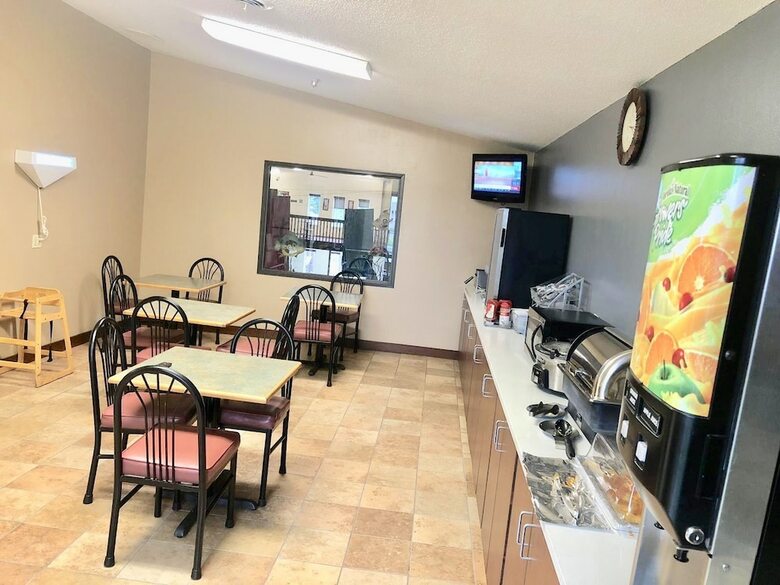 Motel Super 8 By Wyndham Huron