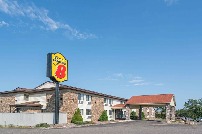 Hotel Super 8 By Wyndham Rice Lake