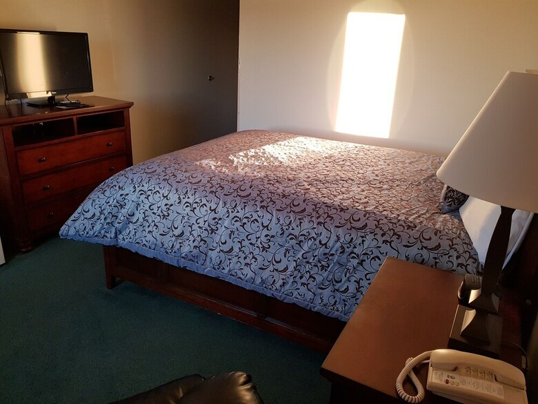 Hotel Asteria Inn & Suites