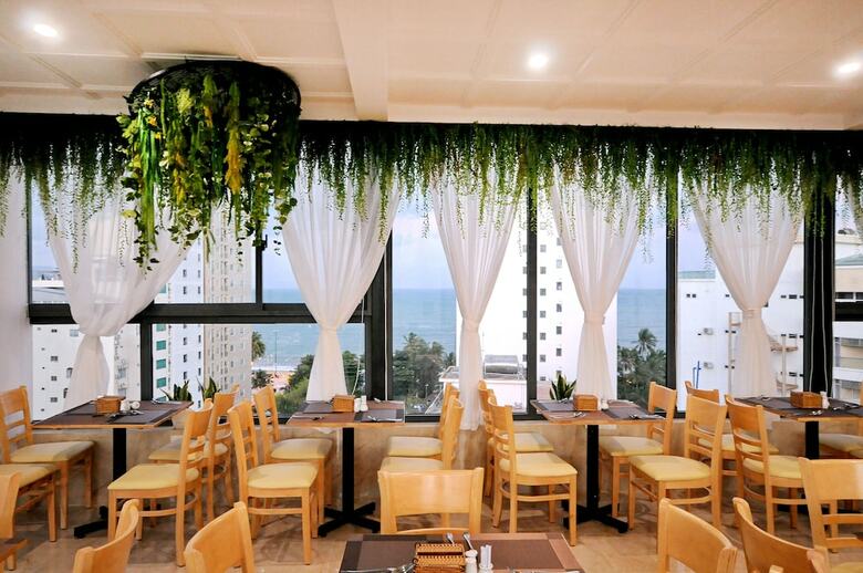 Hotel Alpha Bird Nha Trang