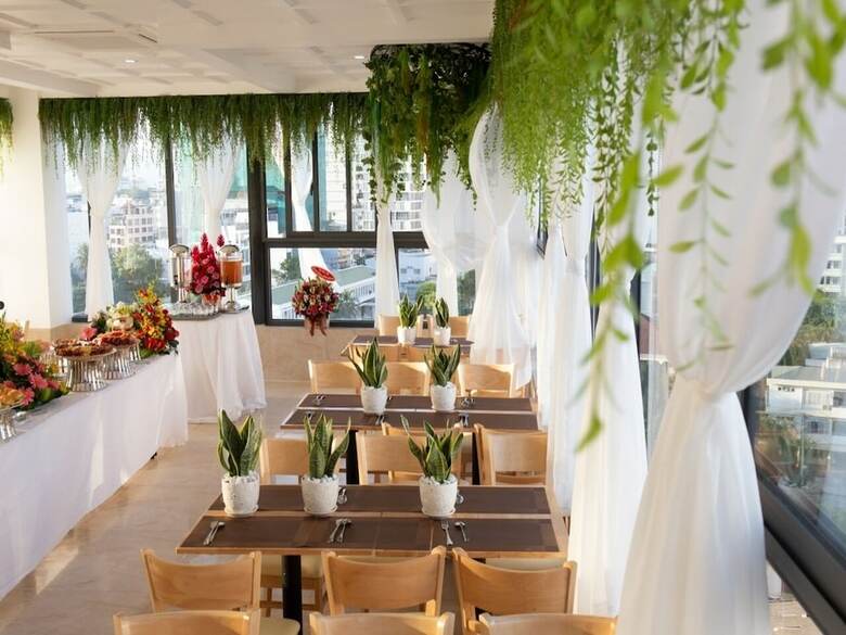 Hotel Alpha Bird Nha Trang