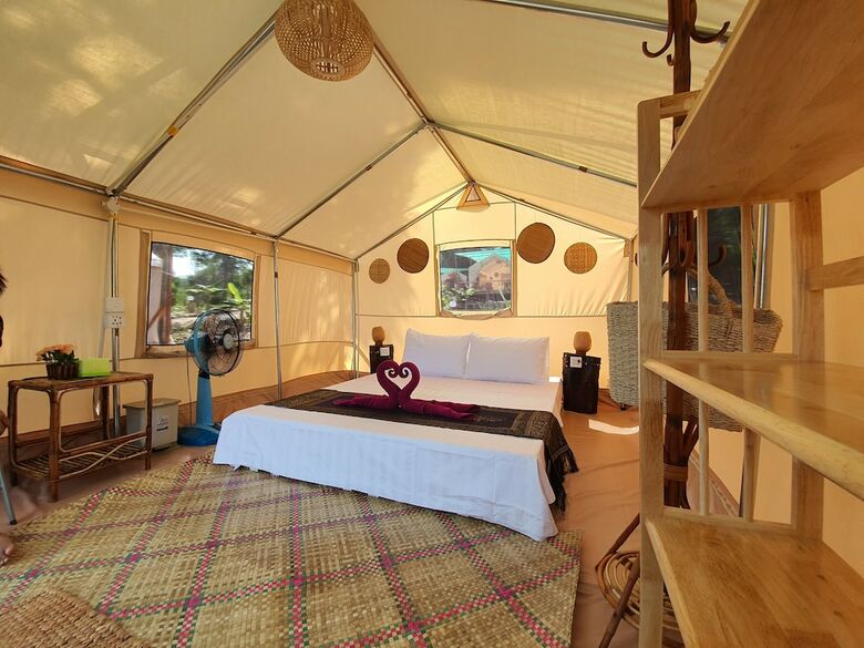 4k Camp Koh Rong