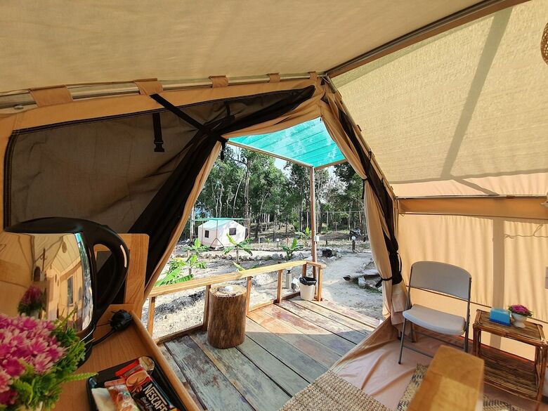 4k Camp Koh Rong